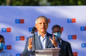 Cabinetul Cioloș, program de guvernare cu măsuri dure pentru gestionarea crizei sanitare. Angajații care intră în contact cu publicul și nu au certificatul verde Covid, concediați