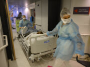 România va transfera pacienți cu forme grave de coronavirus în Germania. Săptămâna aceasta, 36 de români au fost duși în spitale din Ungaria, Polonia și Austria