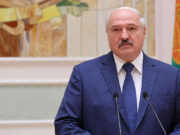 Belarus. Președintele Lukașenko recunoaște, într-un interviu pentru BBC, că “este absolut posibil” ca forțele sale să fi ajutat migranții să treacă în Polonia. Pune această acțiune pe seama “sufletului slav”
