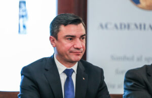 Primarul Iaşului, Mihai Chirica, susţine că USR ar fi implicată în greva şoferilor de autobuze din municipiu, ca replică la criza serviciilor publice de la Timişoara