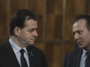 Ludovic Orban participă la şedinţa PNL în care se decide dacă liberalii vor face guvern cu PSD sau cu USR. Reuniunea, mutată de la sediul partidului la Vila Lac