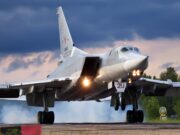 Rusia a trimis două bombardiere care să survoleze spațiul aerian al Belarus, în contextul crizei migranților. Acuză UE că “vrea să stranguleze Minskul”