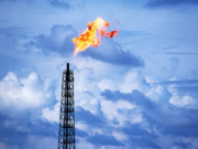 Peste 80 de țări, între care SUA și toate statele UE, s-au angajat ca până în 2030 să-și reducă emisiile de gaz metan cu 30% față de nivelul din 2020. La acord nu au aderat Rusia, China sau India, unii dintre cei mai mari poluatori