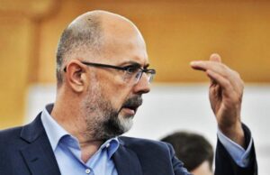 Kelemen Hunor: UDMR a decis să înceapă negocierile pentru formarea unei mari coaliţii între PNL-PSD-UDMR, susţinută de grupul parlamentar al minorităţilor naţionale