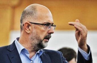 Kelemen Hunor: UDMR a decis să înceapă negocierile pentru formarea unei mari coaliţii între PNL-PSD-UDMR, susţinută de grupul parlamentar al minorităţilor naţionale