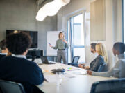 Loialitatea angajaților față de companie nu mai este – ei vor să fie promovați Loialitatea angajaților față de companie nu mai este – ei vor să fie promovați