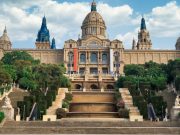 Barcelona este distrusă de turismul în masă