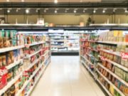 Producătorii vor fi obligați să semnaleze vizibil pe ambalaj că au redus gramajul, iar prețul produsului este neschimbat. Ciolacu anunță sancțiuni pentru nerespectarea acestei obligații