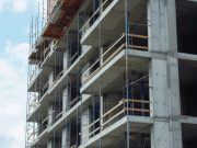Legea proiectelor imobiliare va fi modificată după modelul francez. Dezvoltatorii nu vor mai putea cere cumpărătorilor un avans mai mare de 10%
