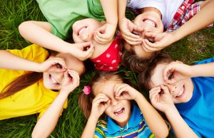 Deputații au aprobat ca anul 2025 să fie „Anul Național al Copilului”. Ministrul Familiei: „Vom avea manifestări dedicate dezvoltări sociale, educaționale și culturale ale copiilor”