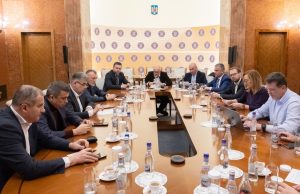 Liderii Coaliției se reunesc luni pentru o nouă discuție pe bugetul pe 2026. PSD condiționează adoptarea bugetului