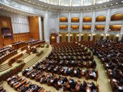 Camera Deputaţilor s-a reunit în prima şedinţă de plen din noua legislatură, pentru alegerea componenţei comisiei de validare a mandatelor