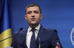 Radu Miruță anunță că Guvernul își va asuma răspunderea pentru diminuarea fondului de salarii cu 10%